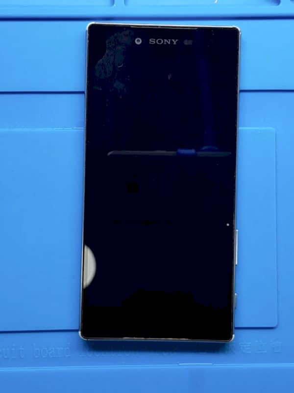 Sony Xperia XA2 Ekran Tamiri