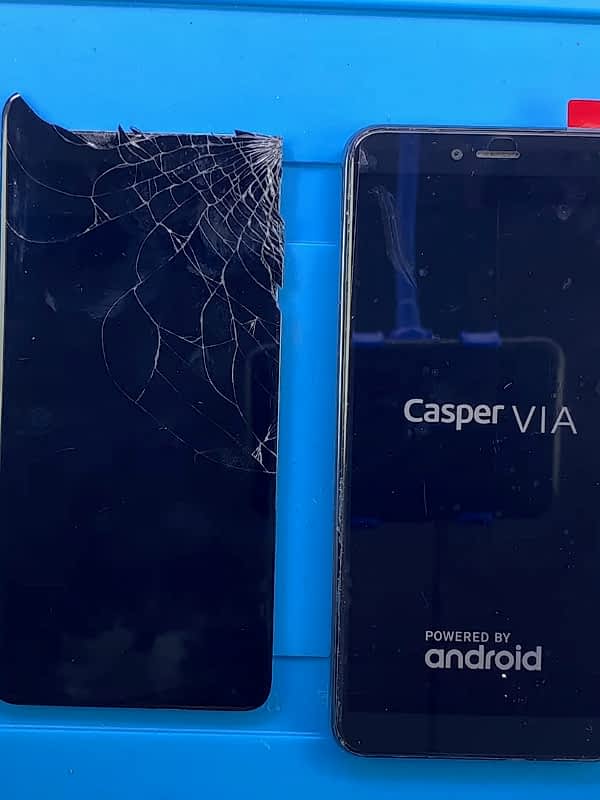 Casper Via M4 ekran değişimi öncesi ve sonrası